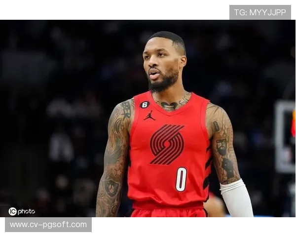 李贤重半场三分8中6砍20分，韩国队外线火力全开